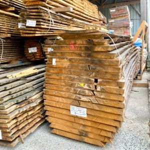 Plot Châtaignier au détail 18mm De 2500 mm à 3500 mm