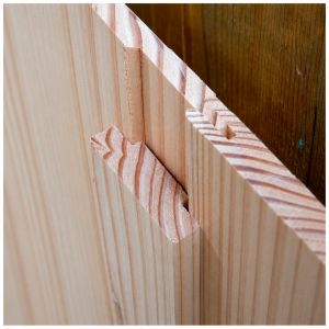 Couvre joint DUOZA Sapin A/B CL3 marron 20x45 en 4.50 m. Pqt de 15 lames.