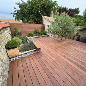 Lame de terrasse Cumaru Profil lisse  21x145mm De 950 mm à 6050 mm